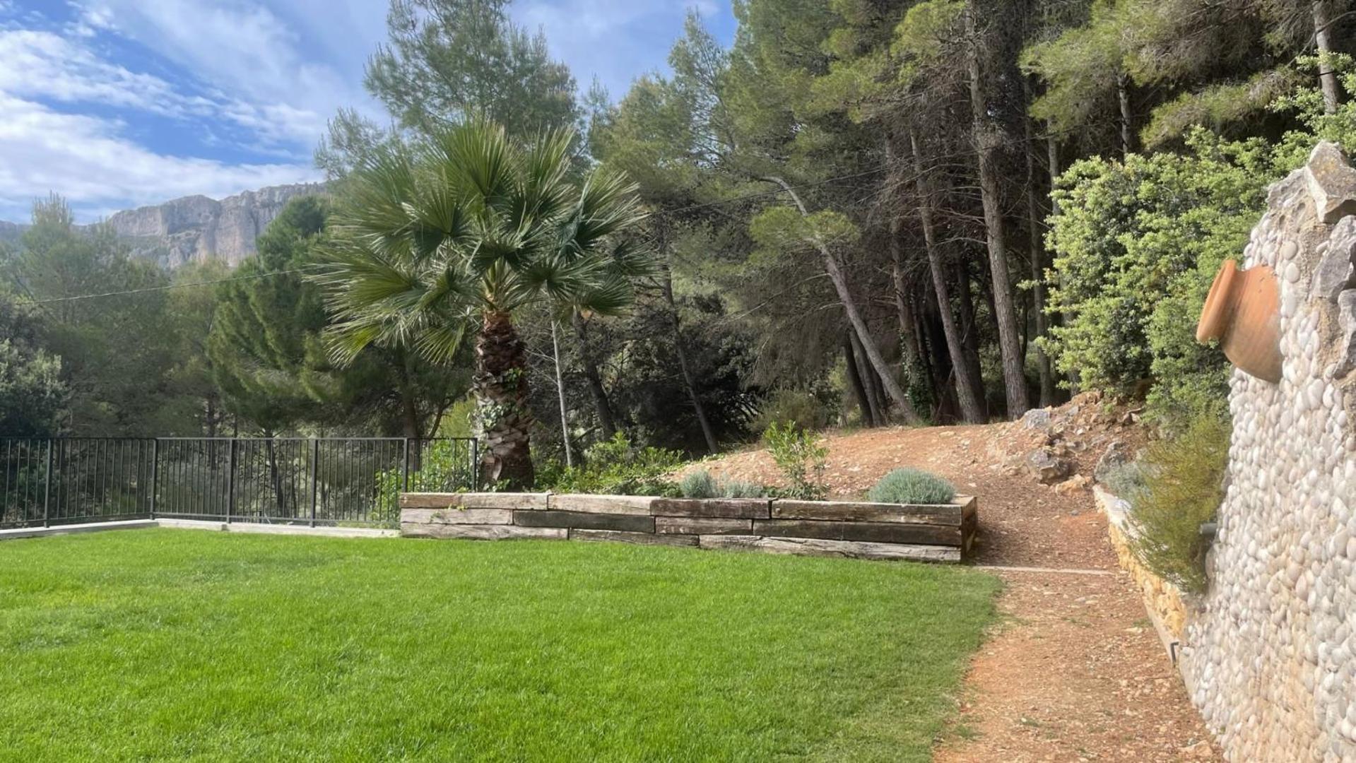בית הארחה בנימאנטל 	La Colina De Charly מראה חיצוני תמונה